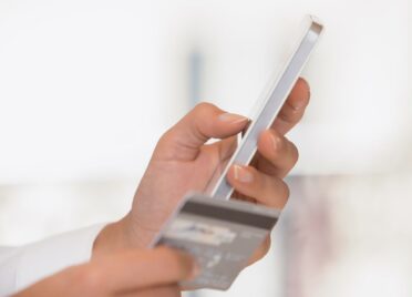 Google Goes Analog With a Real Debit Card