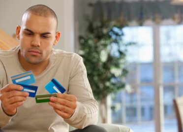 how to pick the right credit card for you