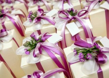 How Much Do People Really Spend on Wedding Gifts?