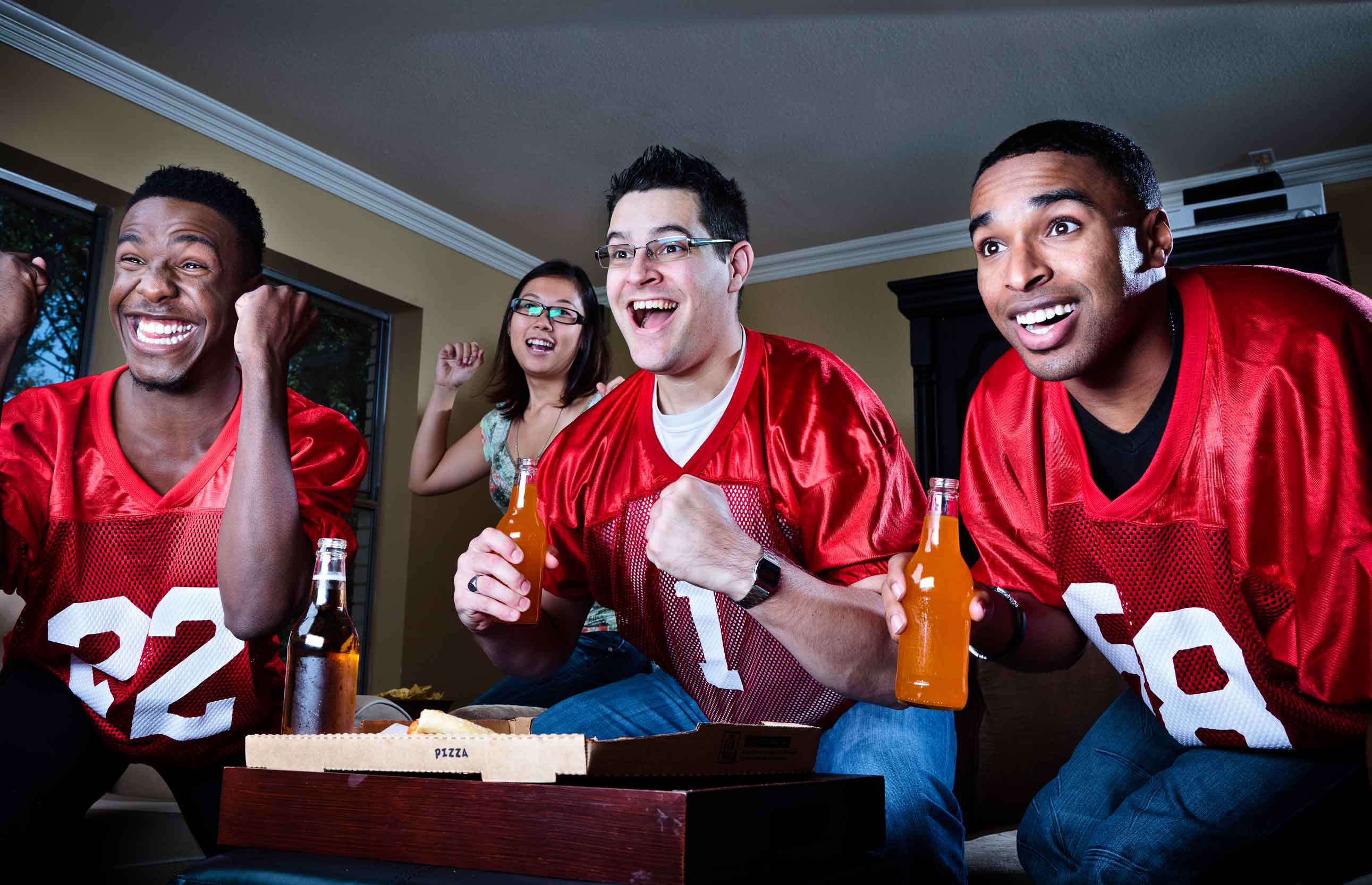 Here's how to throw a Super Bowl party with food on a budget.